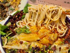 -云阿蛮云南生烫牛肉米线(奉贤路店)