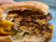 -麦当劳(得来速车道点餐 五里墩店)