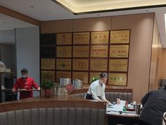 -梅利汴京烤鸭•开封豫菜地标店(东大街店)