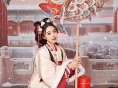-拾光秀照相馆(石家庄勒泰中心店)