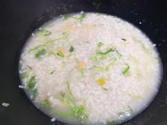 -海大大蒸汽海鲜餐厅·粤菜·特色小炒(欢乐颂店)