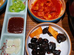 -明洞阿姨·韩式酱蟹烤肉·创意料理(三元桥店)