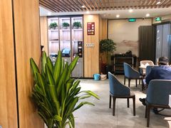 大堂-有红鸡毛店·川菜(建设路店)