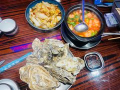 -蚝堡海鲜·威海菜·海肠捞饭·烧烤·亚洲吃蚝公司(幸福门店)