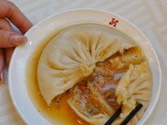 蟹黄汤包-怡园饭店-餐厅(四望亭店)