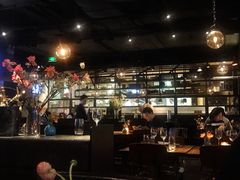 -Carbon莫卡哆·意大利复古集市餐厅(杭州大厦店)