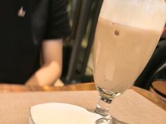 -上海和平饭店维克多咖啡厅 Victor's
