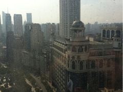 房间窗外看去-上海世茂皇家艾美酒店