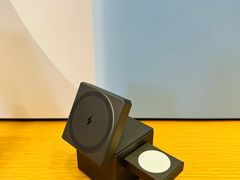 -Apple零售店(华贸购物中心店)