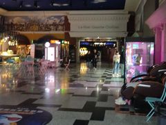 -左岸国际电影城(泉汇购物广场店)