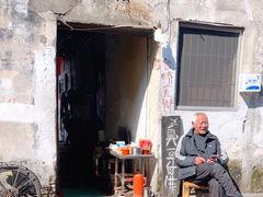 -仓桥直街臭豆腐