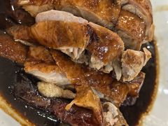 -余杨鸭鸭餐厅