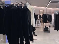 -ZARA(大上海时代广场店)