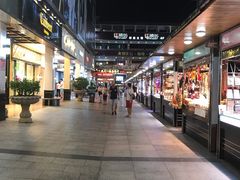 -解放路步行街                
