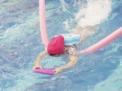 -水宝贝亲子游泳·水育早教运动中心(南海广场店)