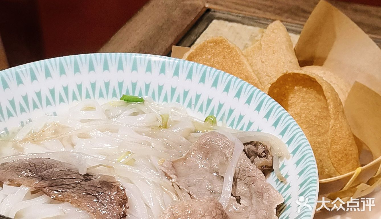 穷鬼大学生勇闯东南亚厨房‼️满意吃饱[呲牙]