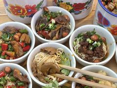 -犟一碗双椒鸡面(得意世界店)