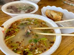 羊汤-郝鸿来火烧(一中西门口店)