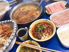 -马路边边串串香(苗栗路店)
