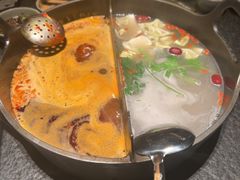 -三出山火锅(南京万象天地店)