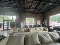 -梦想之巅·青少年篮球·羽毛球·培训中心(西站店)