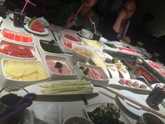 -海底捞火锅鲜切牛肉主题店(长寿路店)