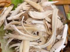 -菌海森林·非遗野生菌火锅(西山区滇池路摩根道店)