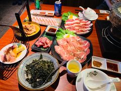 -山之屋炭火烧肉·生啤畅饮(大朗万科中央公园店)