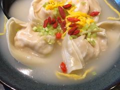 刀鱼馄炖-阿姨食堂