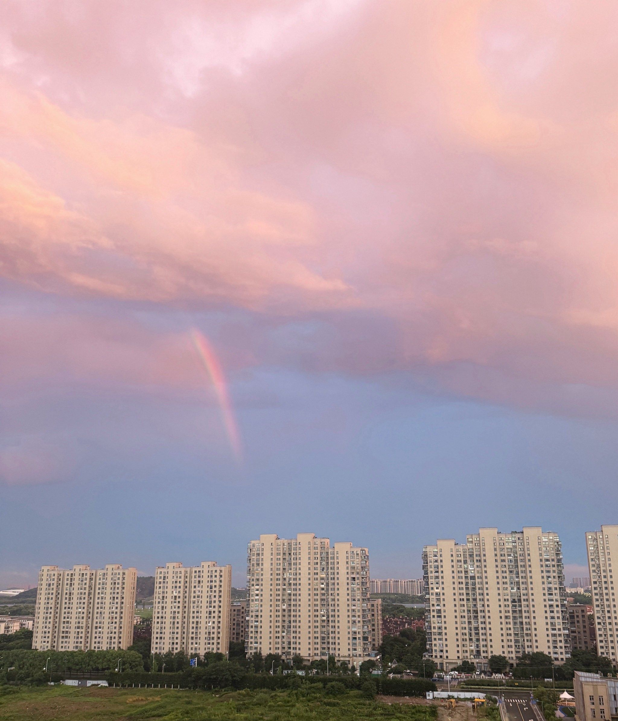 暴雨后的彩虹96见者好运92