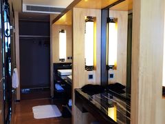 -中山利和希尔顿酒店