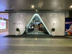 -上海虹桥中心爱琴海亚朵S酒店