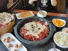 -川东坝子火锅(宝龙店)