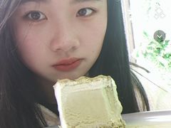 -必胜客(金鹰店)