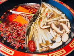 -三江两海老火锅(北京首店)
