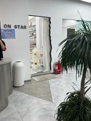 -ON STAR SALON