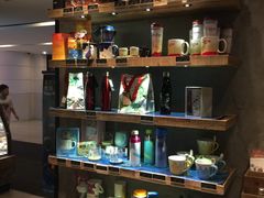 -星巴克(上海虹桥南丰城办公楼店)