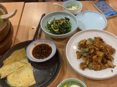 -宏状元现熬粥·京味菜(黄寺大街店)