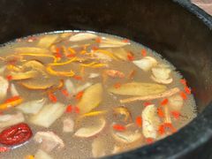 -蘑界·野生菌火锅(深业上城店)