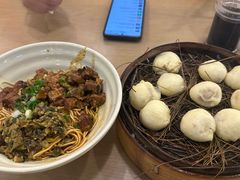 -佬钱湾仔(衣裳街店)