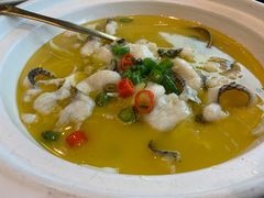 -川流不息·地道川菜·小龙虾(松东路店)