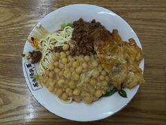 煎蛋-花市豌杂面(民生路店)