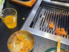 -臻牛烤肉