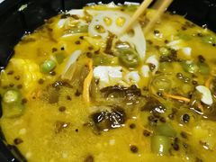 -山城外·非遗酸菜鱼(新都汇融店)