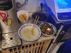 -镇南锅盖面馆(解放路店)