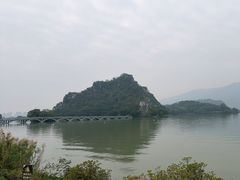 -星湖旅游景区七星岩