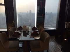 iphone_upload_pic-唐拉雅秀酒店-西锦汇空中BBQ·思创餐厅