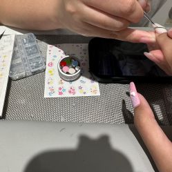 -瞧·享轻奢美甲美睫