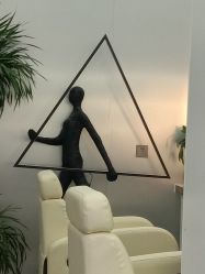 -Tloml salon