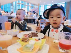 -视界美食自助餐厅·石家庄希尔顿酒店